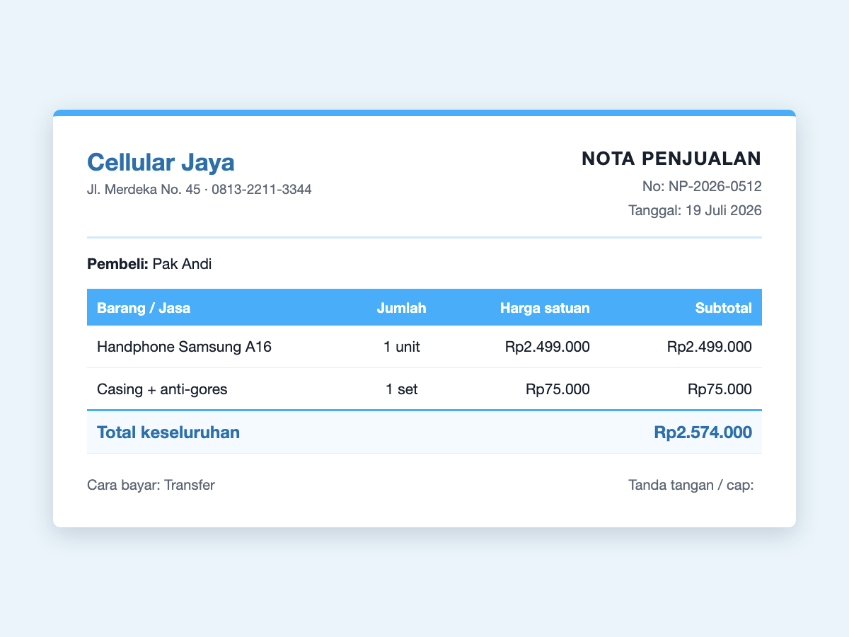 Contoh nota penjualan toko elektronik — penjualan handphone senilai Rp2.574.000