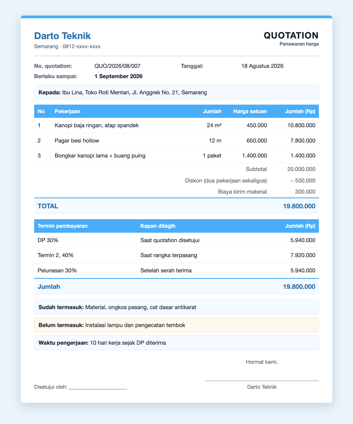 Contoh quotation proyek dengan DP dan termin: Darto Teknik ke Toko Roti Mentari, QUO/2026/08/007, kanopi dan pagar, subtotal Rp20.000.000, diskon Rp500.000, biaya kirim material Rp300.000, total Rp19.800.000, DP 30 persen Rp5.940.000