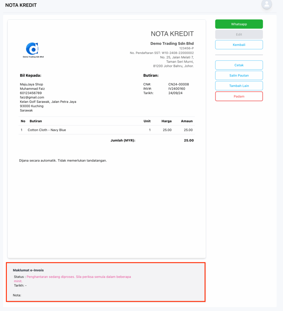 Nota kredit CN24-00008 yang sudah disimpan dalam Niagawan Plus, merujuk INV# IV2400160, 1 unit Cotton Cloth - Navy Blue, jumlah MYR 25.00, dengan kotak Maklumat e-Invois di bawah